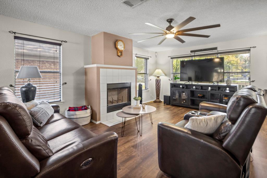 1810 Summer Rain Dr, Cedar Park, TX 78613