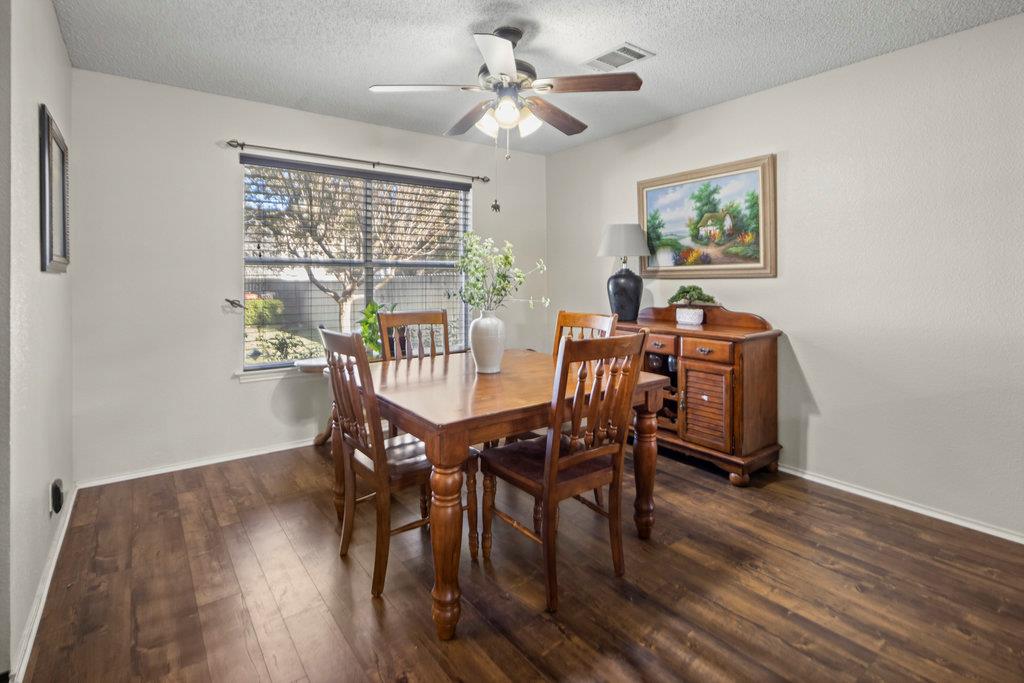 1810 Summer Rain Dr, Cedar Park, TX 78613