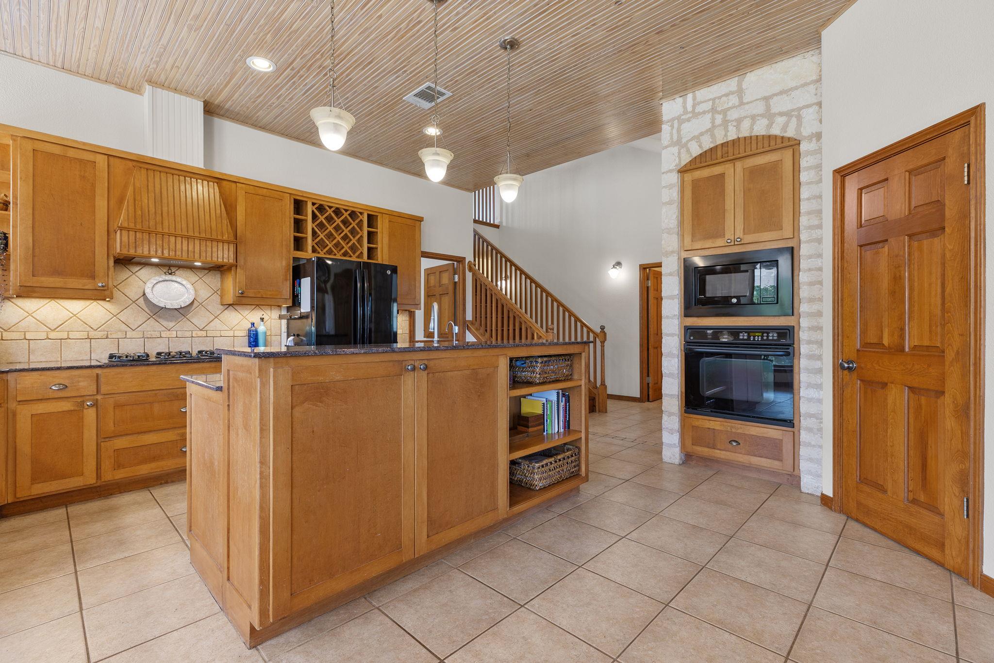 300 Little Gabriel River Dr, Liberty Hill, TX 78642