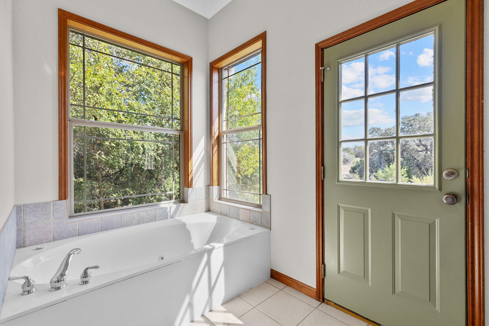 300 Little Gabriel River Dr, Liberty Hill, TX 78642