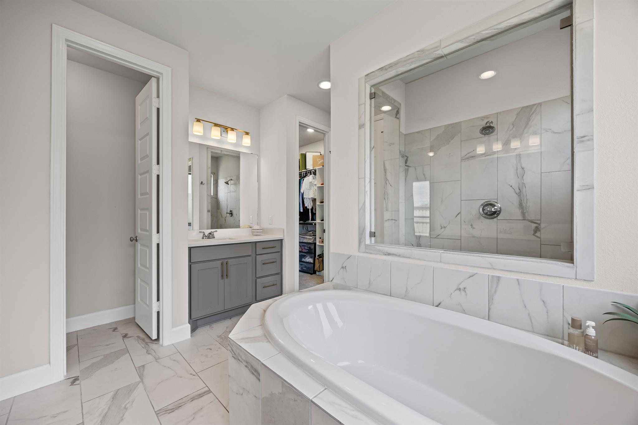 108 Chinaberry Bnd, Bastrop, TX 78602