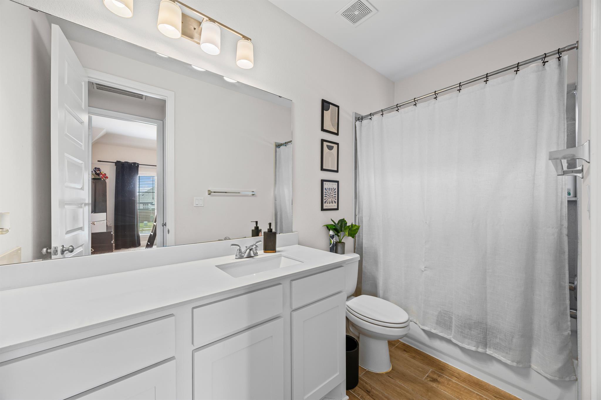 108 Chinaberry Bnd, Bastrop, TX 78602