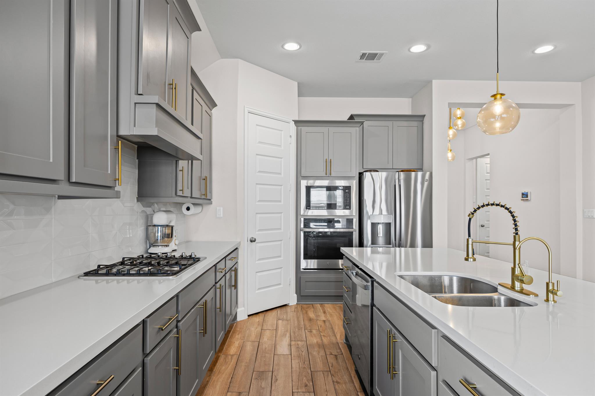 108 Chinaberry Bnd, Bastrop, TX 78602