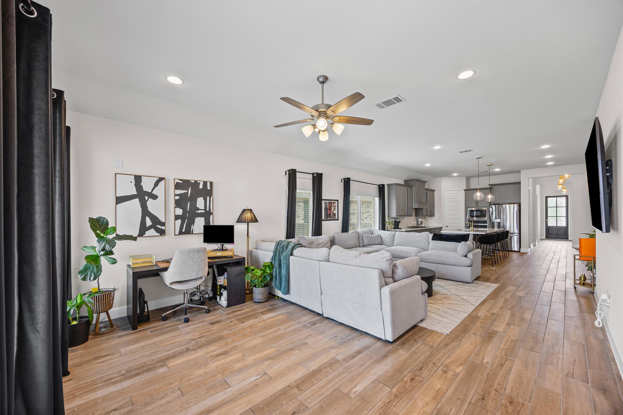 108 Chinaberry Bnd, Bastrop, TX 78602