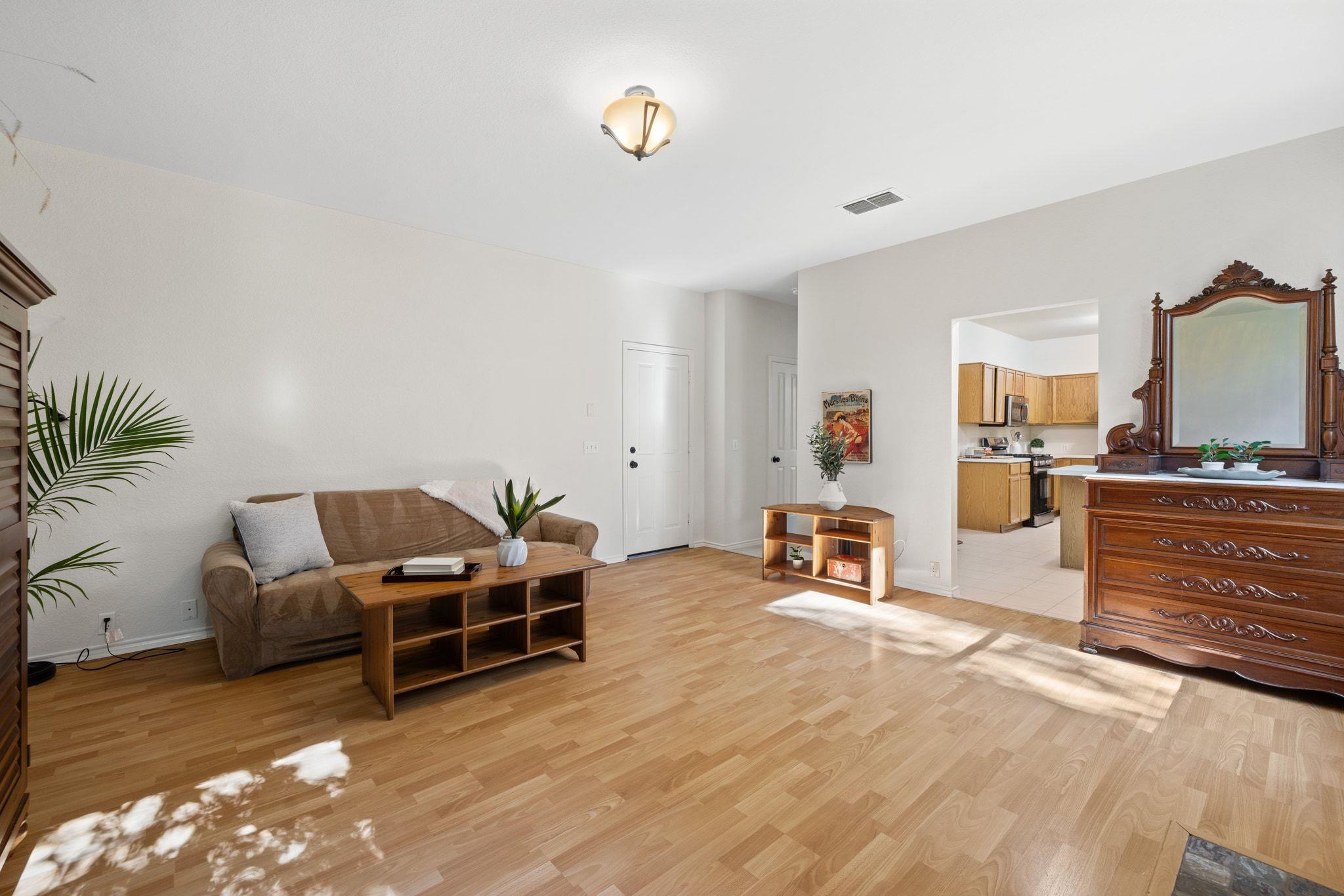 1607 Shady Creek Trl, Cedar Park, TX 78613