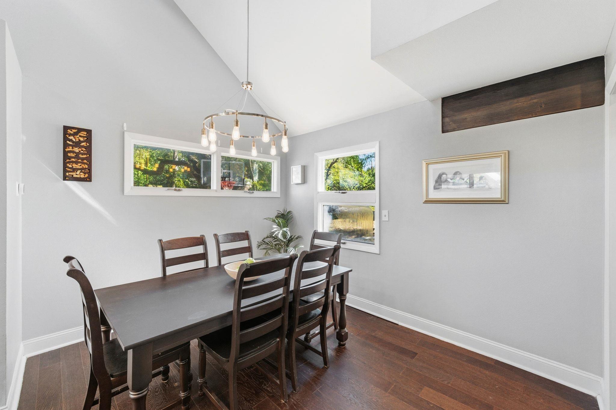 2818 Saratoga Dr, Austin, TX 78733