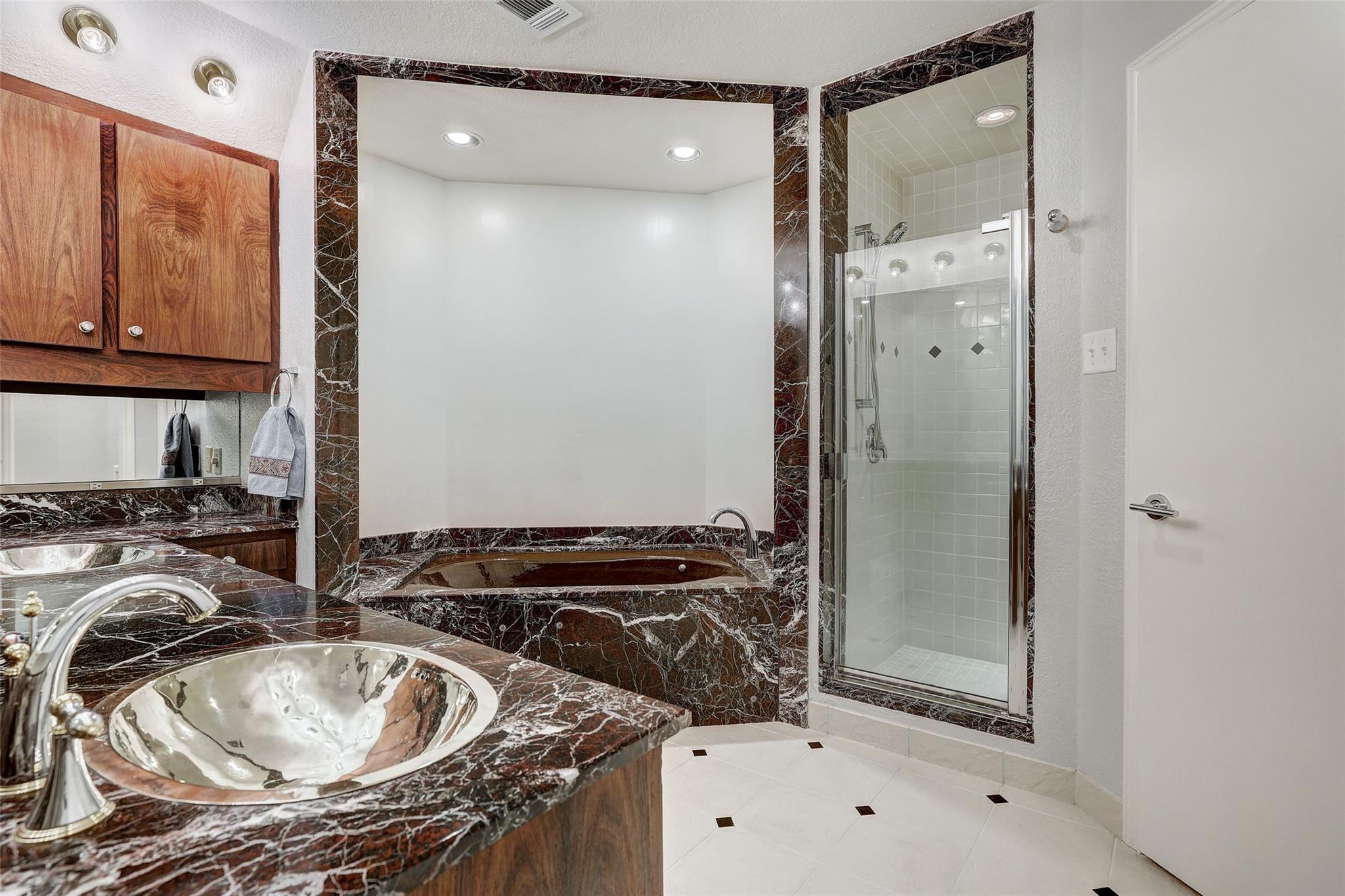 8200 Neely Dr # 223, Austin, TX 78759