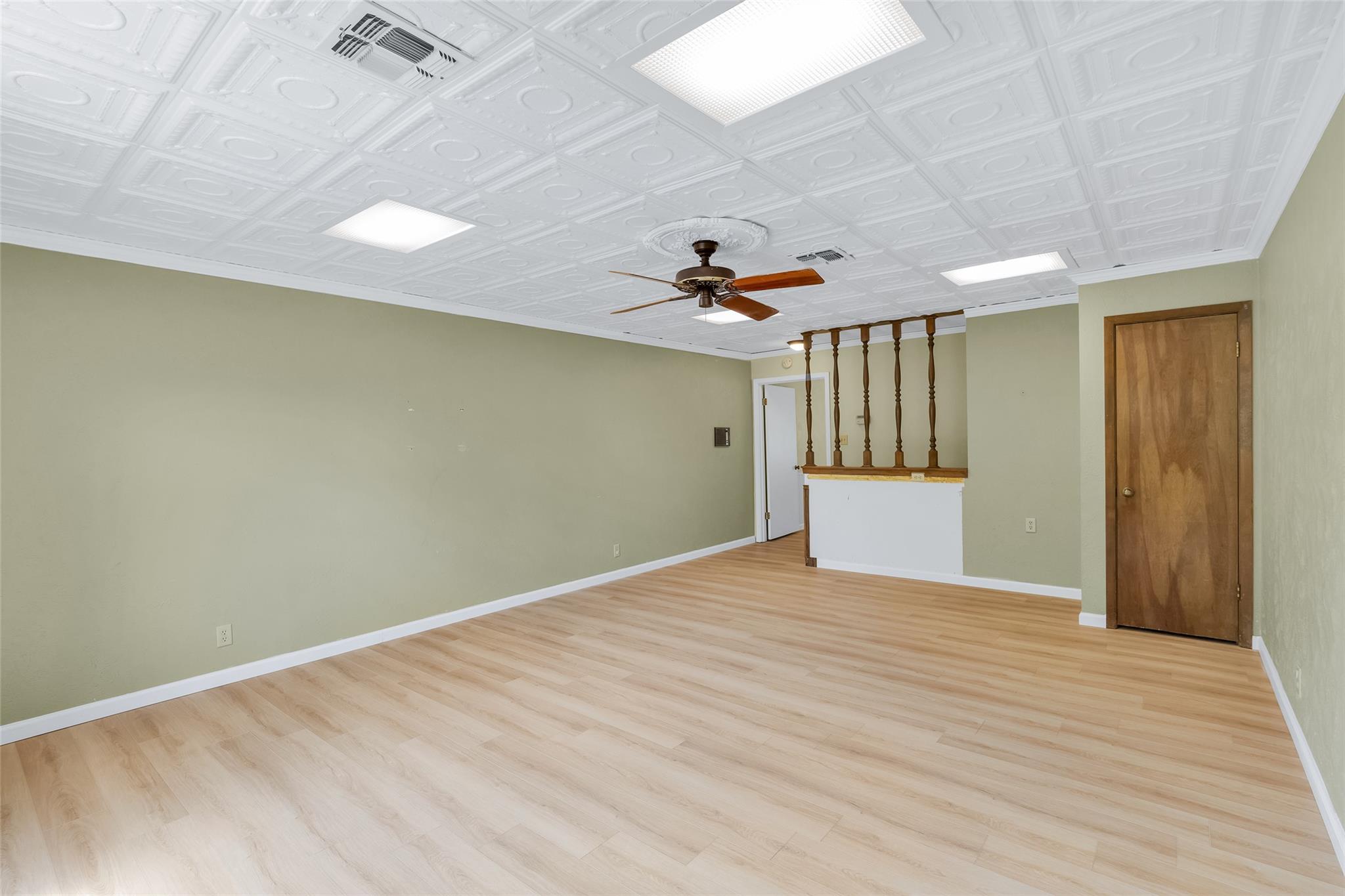 9006 BALCONES CLUB Dr, Austin, TX 78750