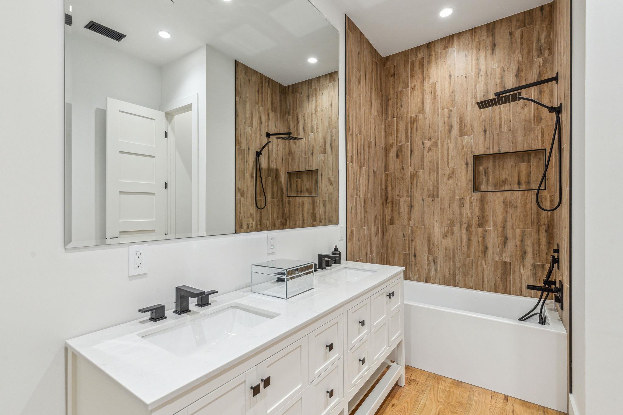 615 Brewer Rd, Southlake, TX 76092