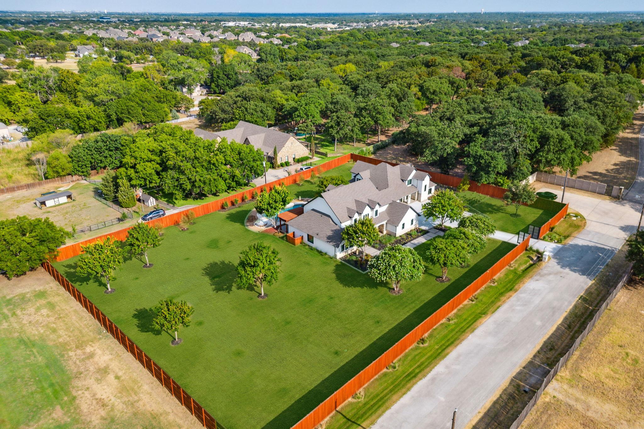 615 Brewer Rd, Southlake, TX 76092
