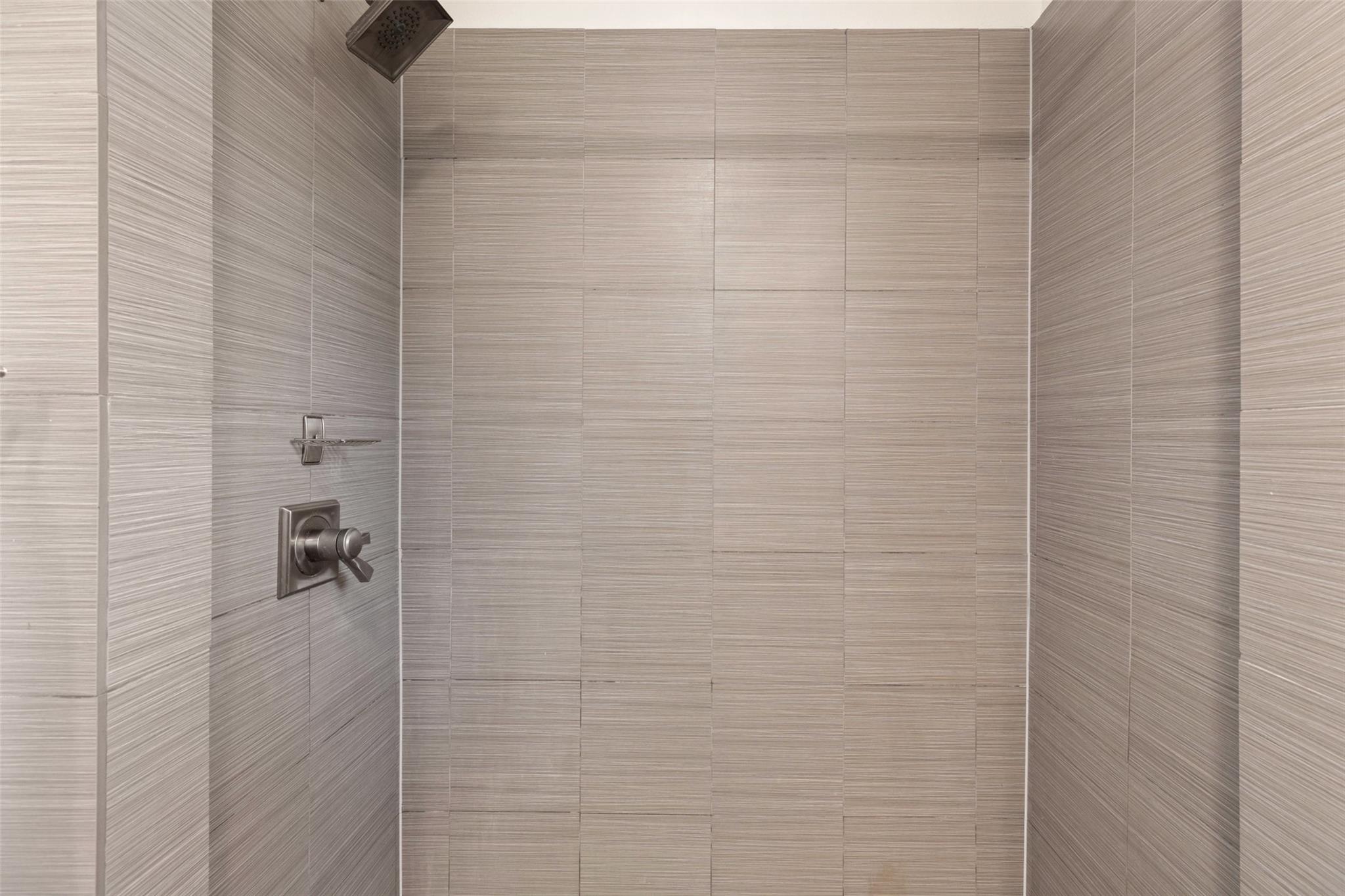 4504 Oak Creek Dr, Austin, TX 78727