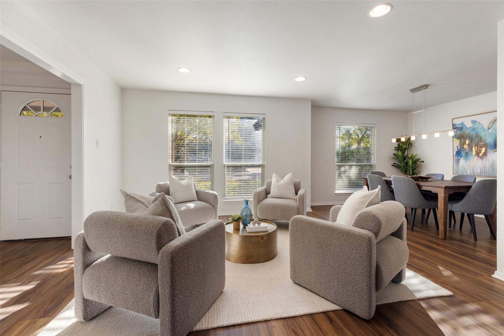 4504 Oak Creek Dr, Austin, TX 78727