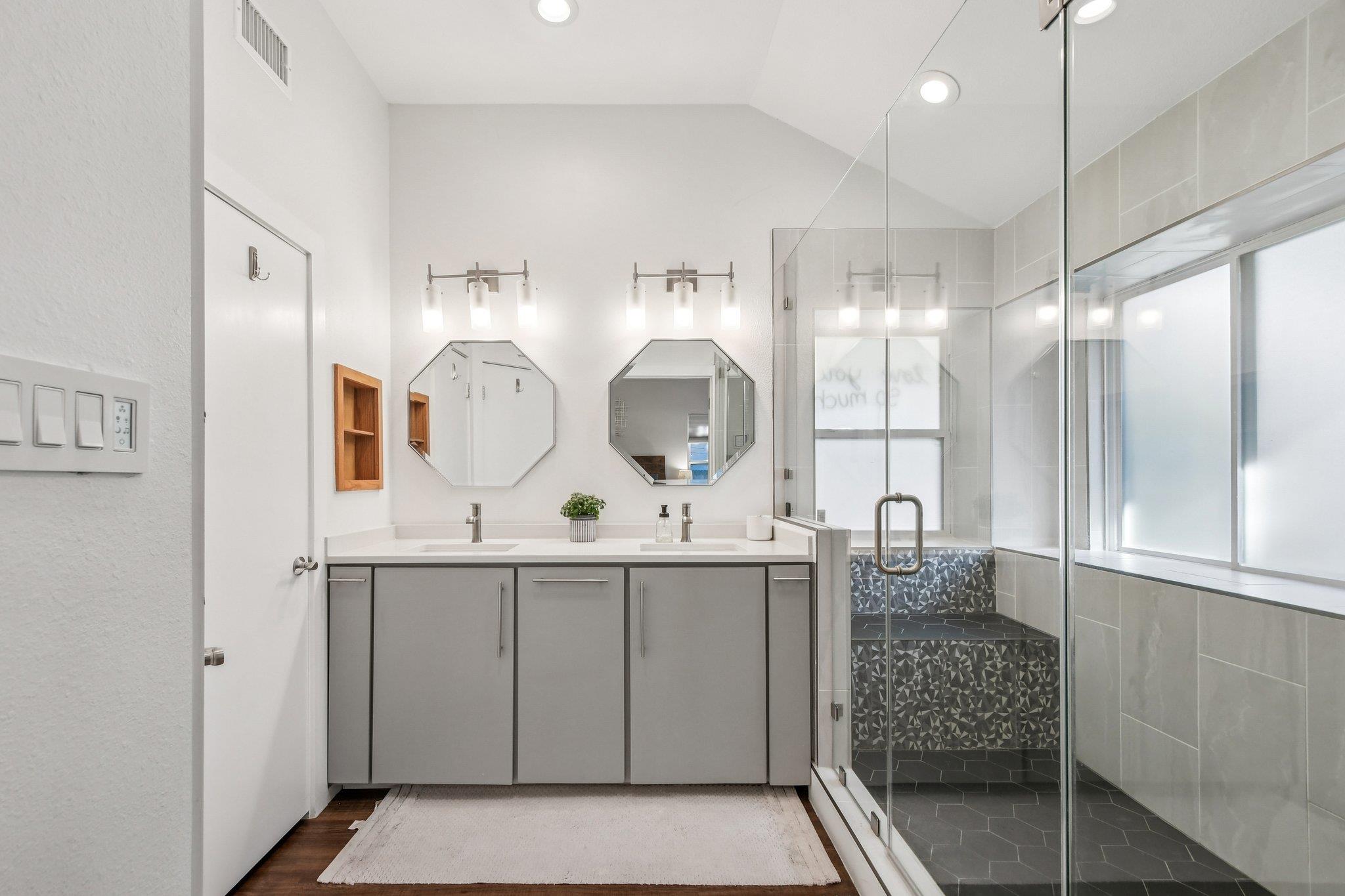 5913 Abilene Trl, Austin, TX 78749