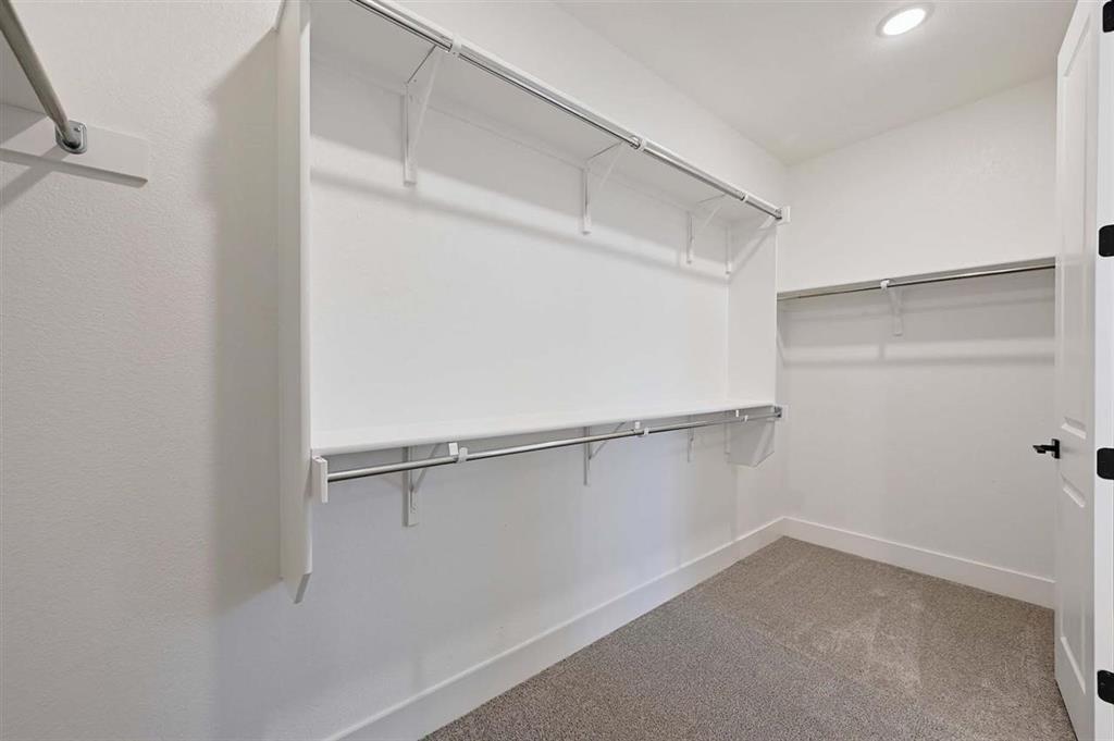 118 Dycus Bnd, Liberty Hill, TX 78642