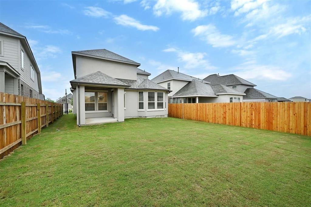 118 Dycus Bnd, Liberty Hill, TX 78642