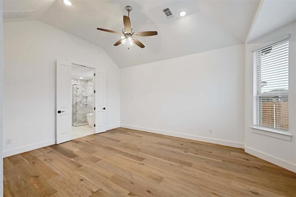 118 Dycus Bnd, Liberty Hill, TX 78642