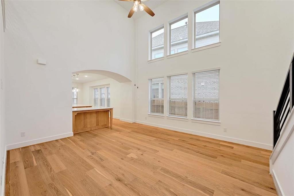 118 Dycus Bnd, Liberty Hill, TX 78642