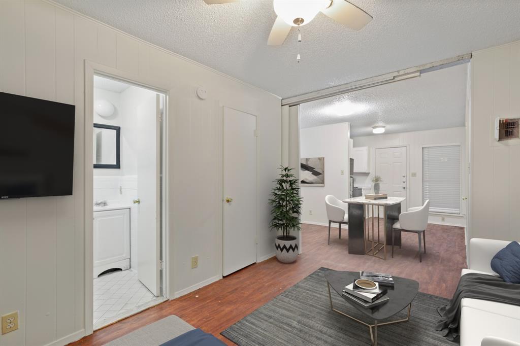 5300 Guadalupe St # 108, Austin, TX 78751