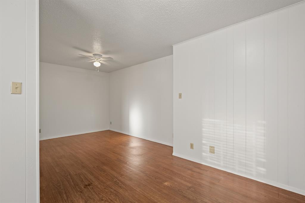 5300 Guadalupe St # 108, Austin, TX 78751