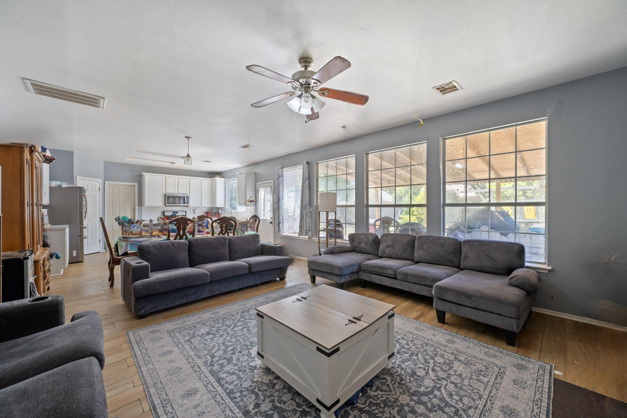 1517 Natural Bridge Ln, Pflugerville, TX 78660