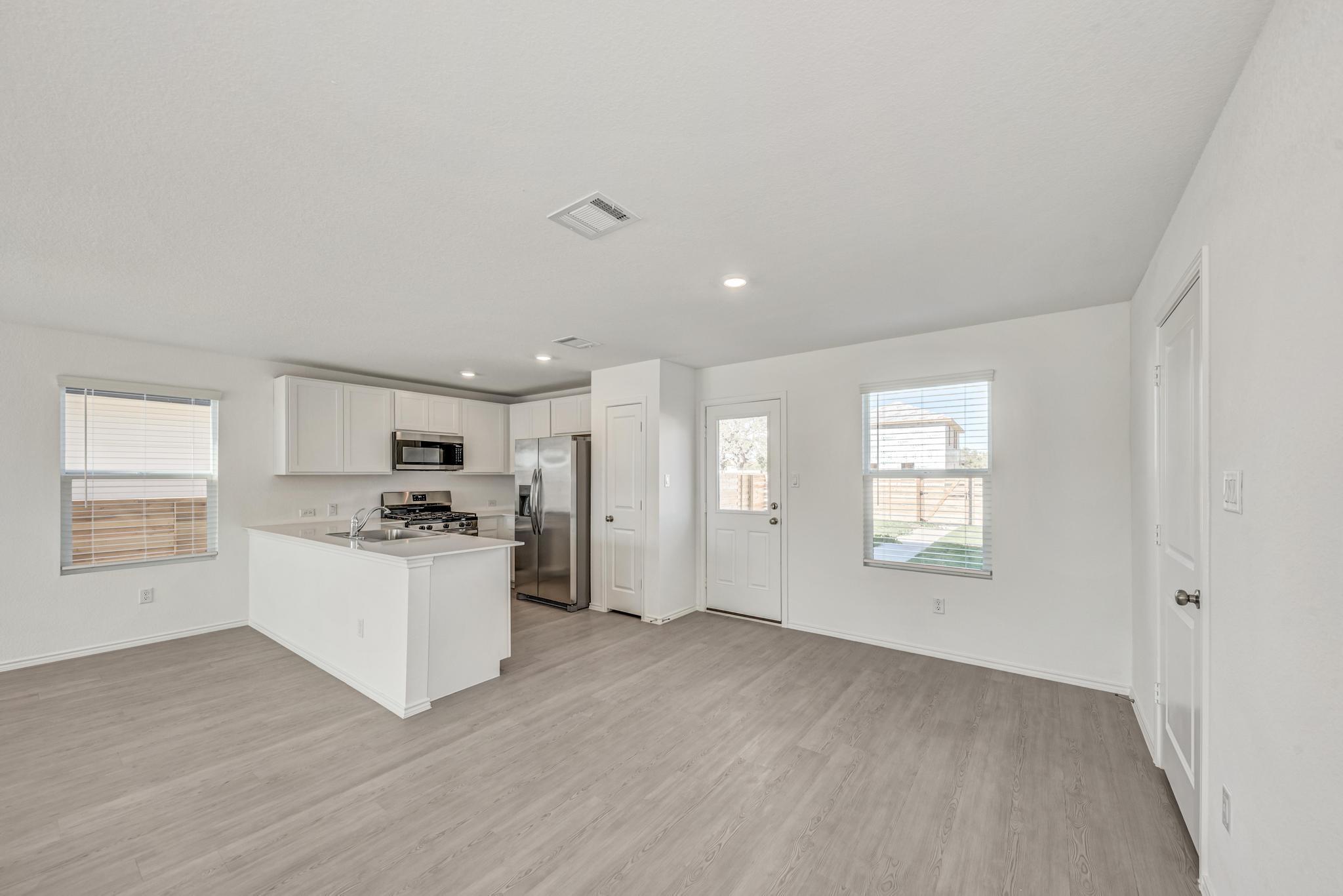 367 Keefer, Kyle, TX 78640