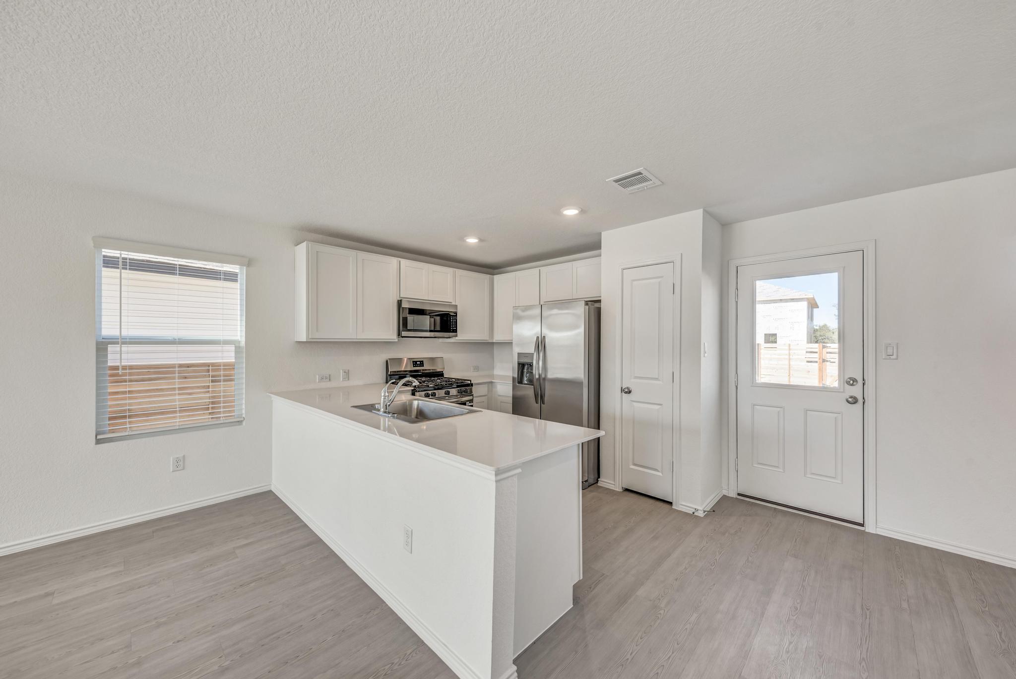 367 Keefer, Kyle, TX 78640