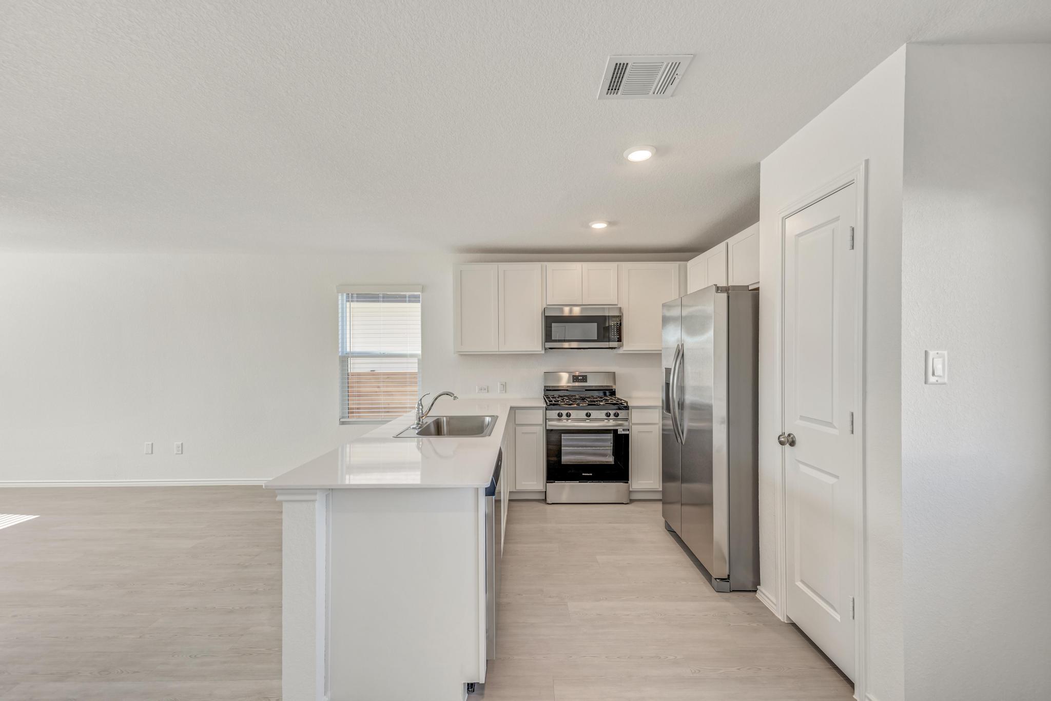 367 Keefer, Kyle, TX 78640