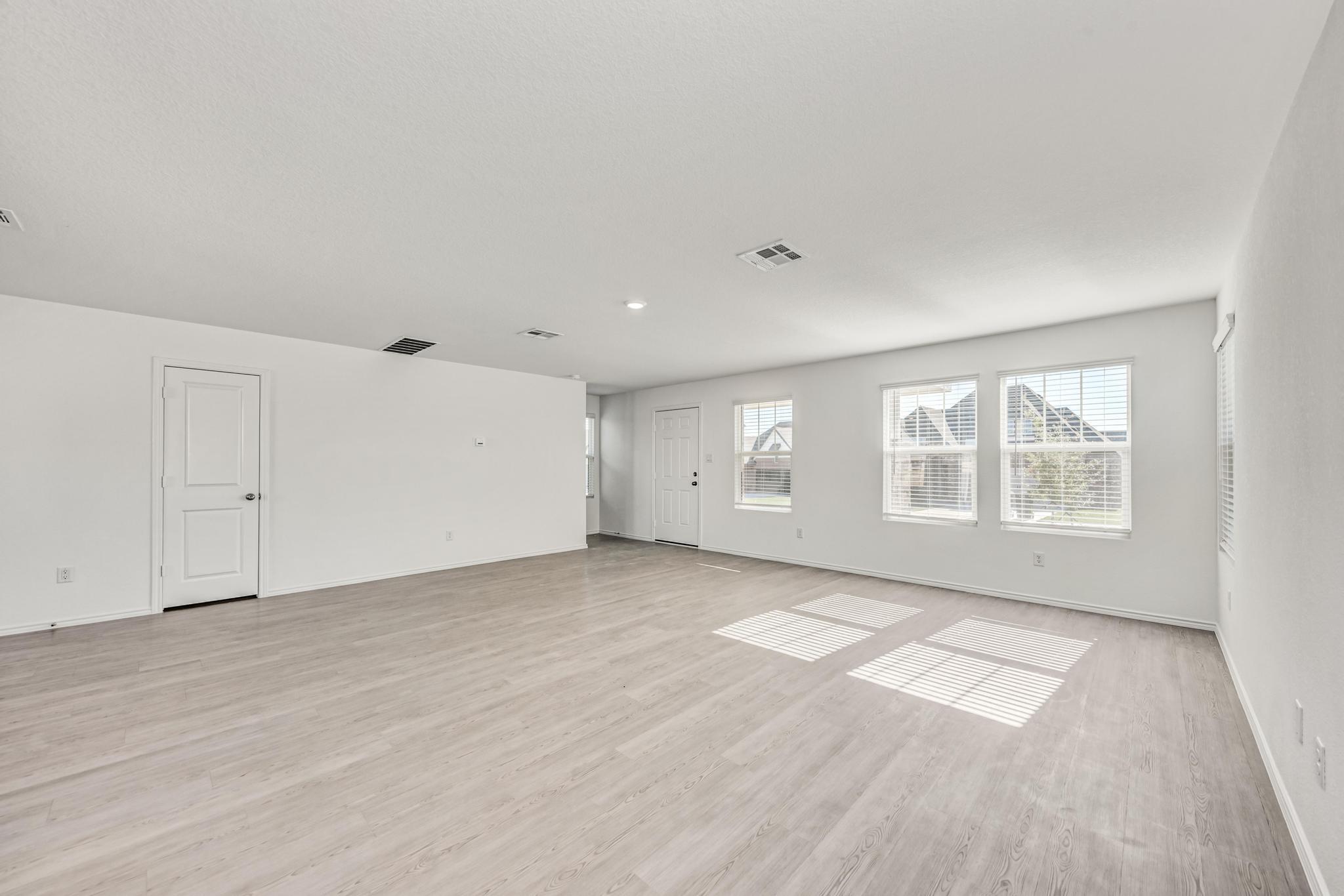 367 Keefer, Kyle, TX 78640