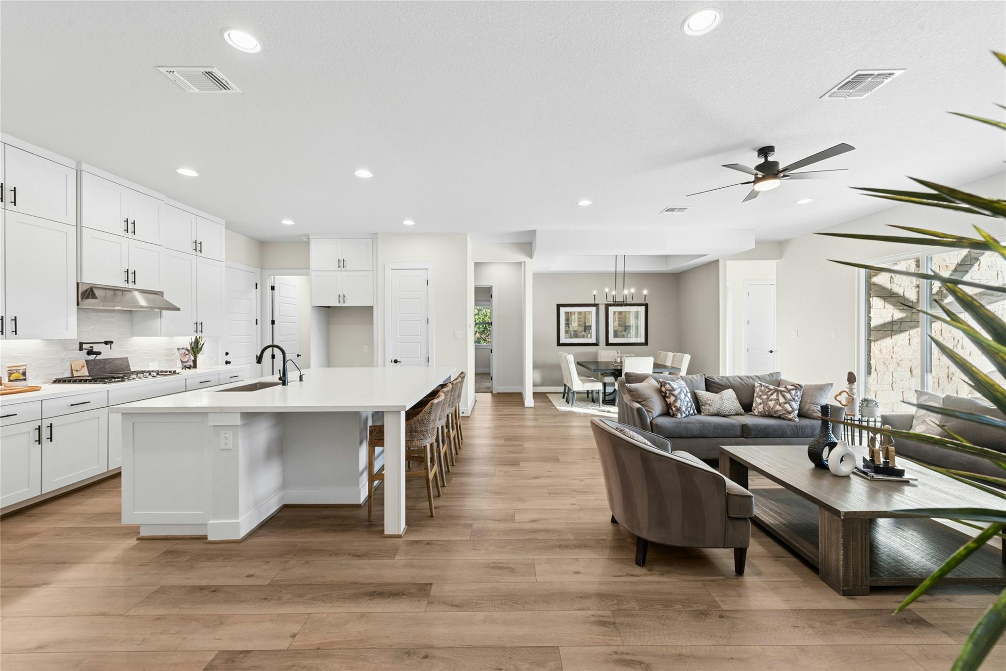 68 Sierra Mosca Trl, Liberty Hill, TX 78642