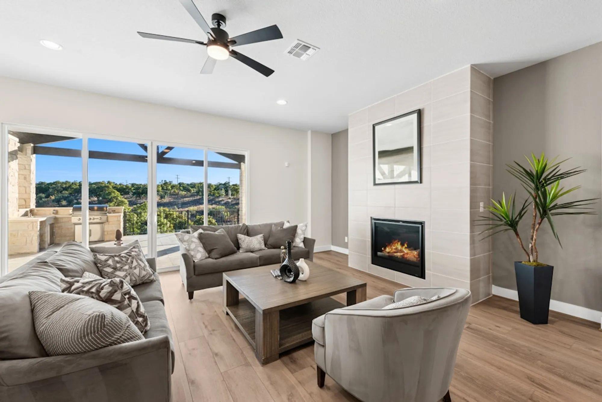 68 Sierra Mosca Trl, Liberty Hill, TX 78642