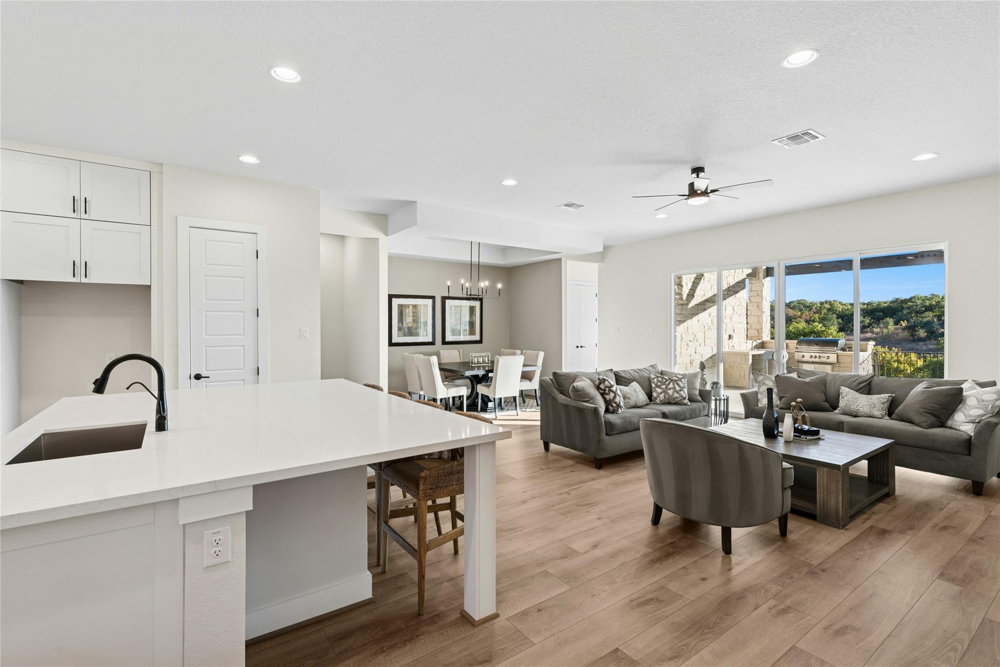 68 Sierra Mosca Trl, Liberty Hill, TX 78642