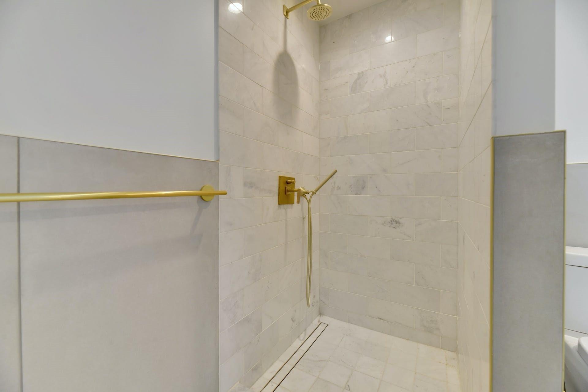 70 Rainey St # 1205, Austin, TX 78701