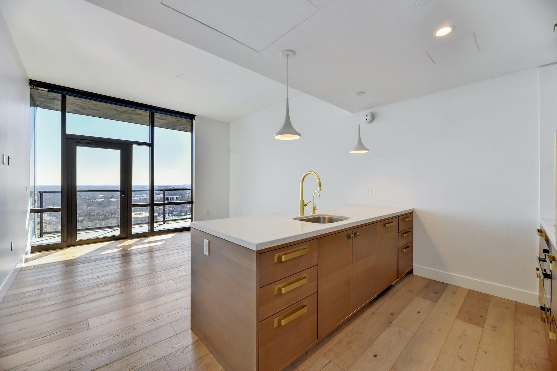 70 Rainey St # 1205, Austin, TX 78701