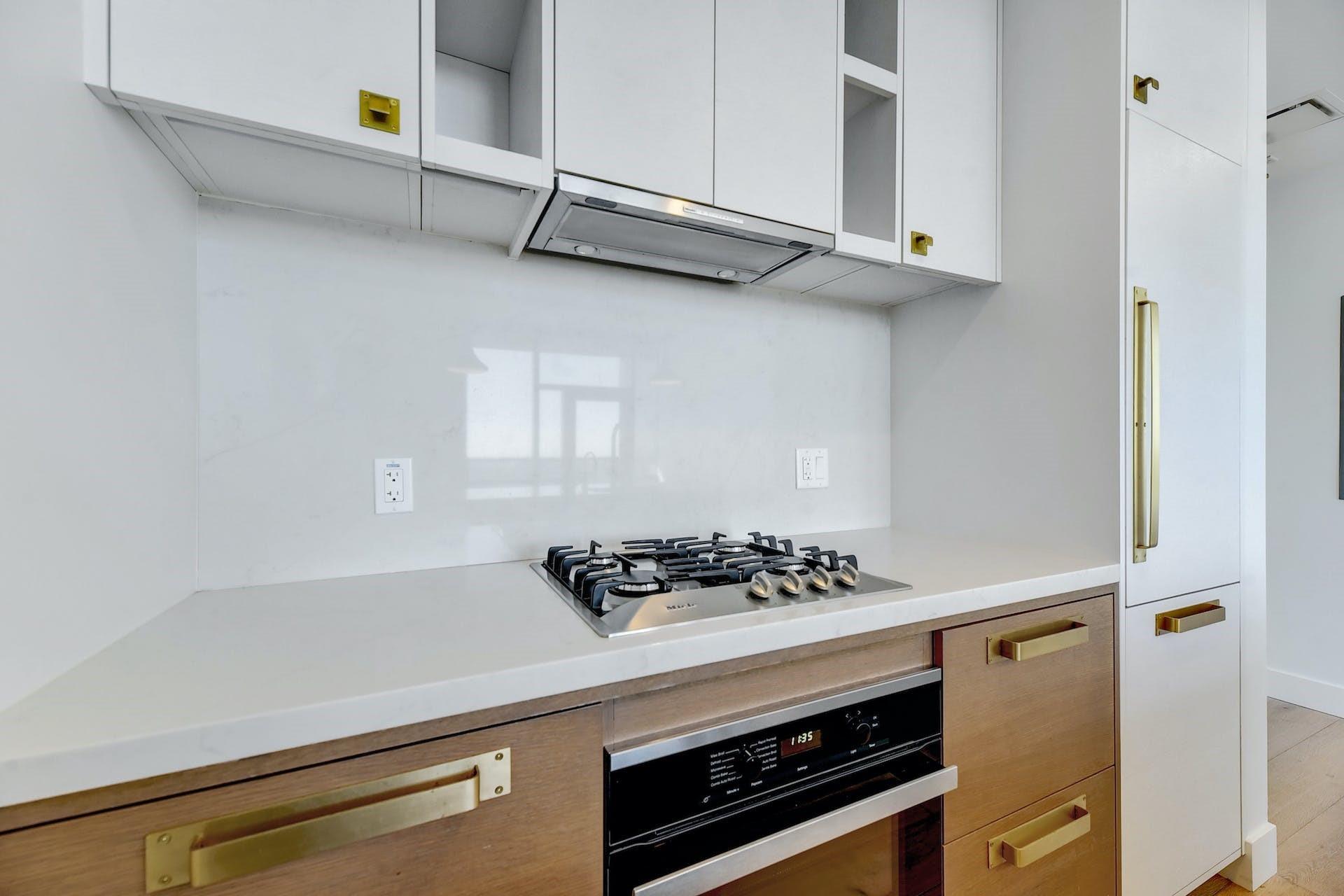 70 Rainey St # 1205, Austin, TX 78701