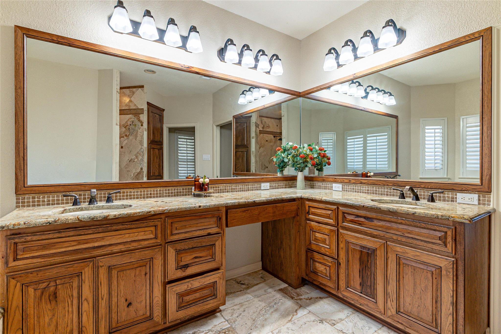 3309 Brasada Ln, Marble Falls, TX 78654