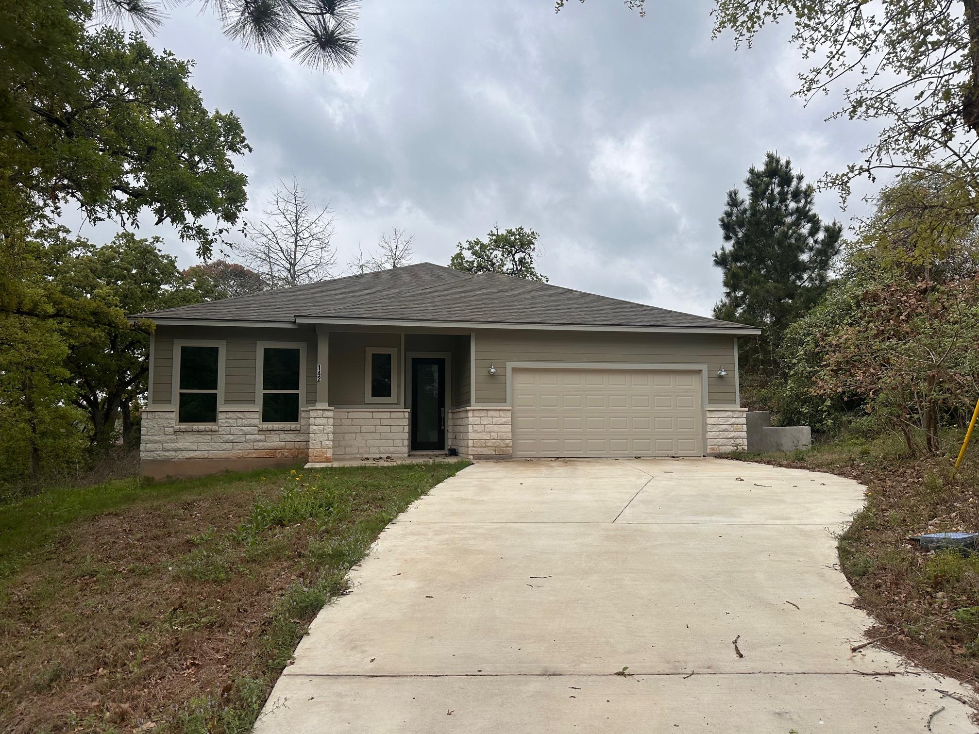 142 Alele Dr, Bastrop, TX 78602