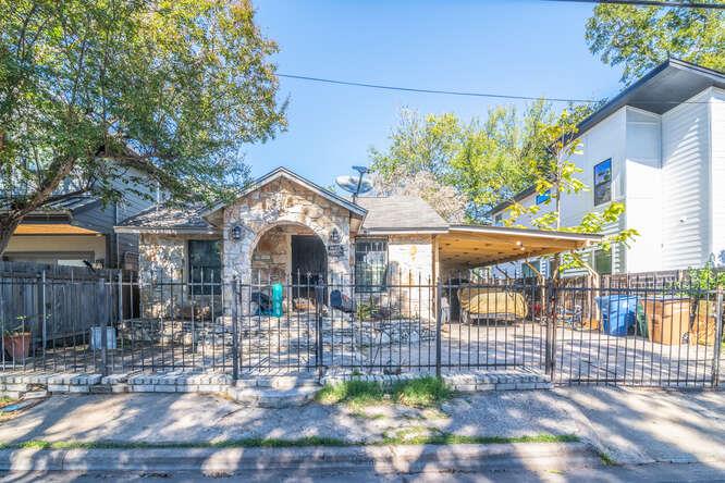 2406 Santa Maria St, Austin, TX 78702