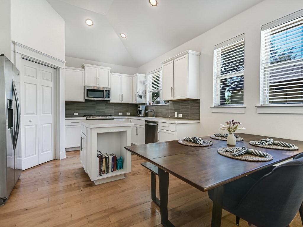 11205 Avery Station Loop # 42, Austin, TX 78717