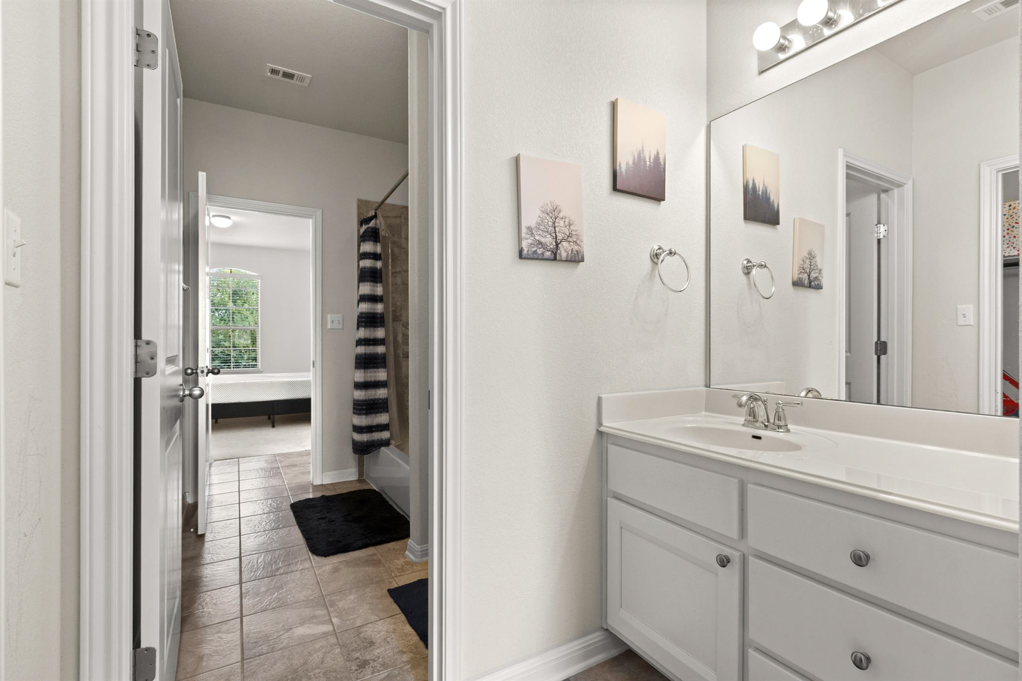 2216 Lookout Knoll Dr, Leander, TX 78641