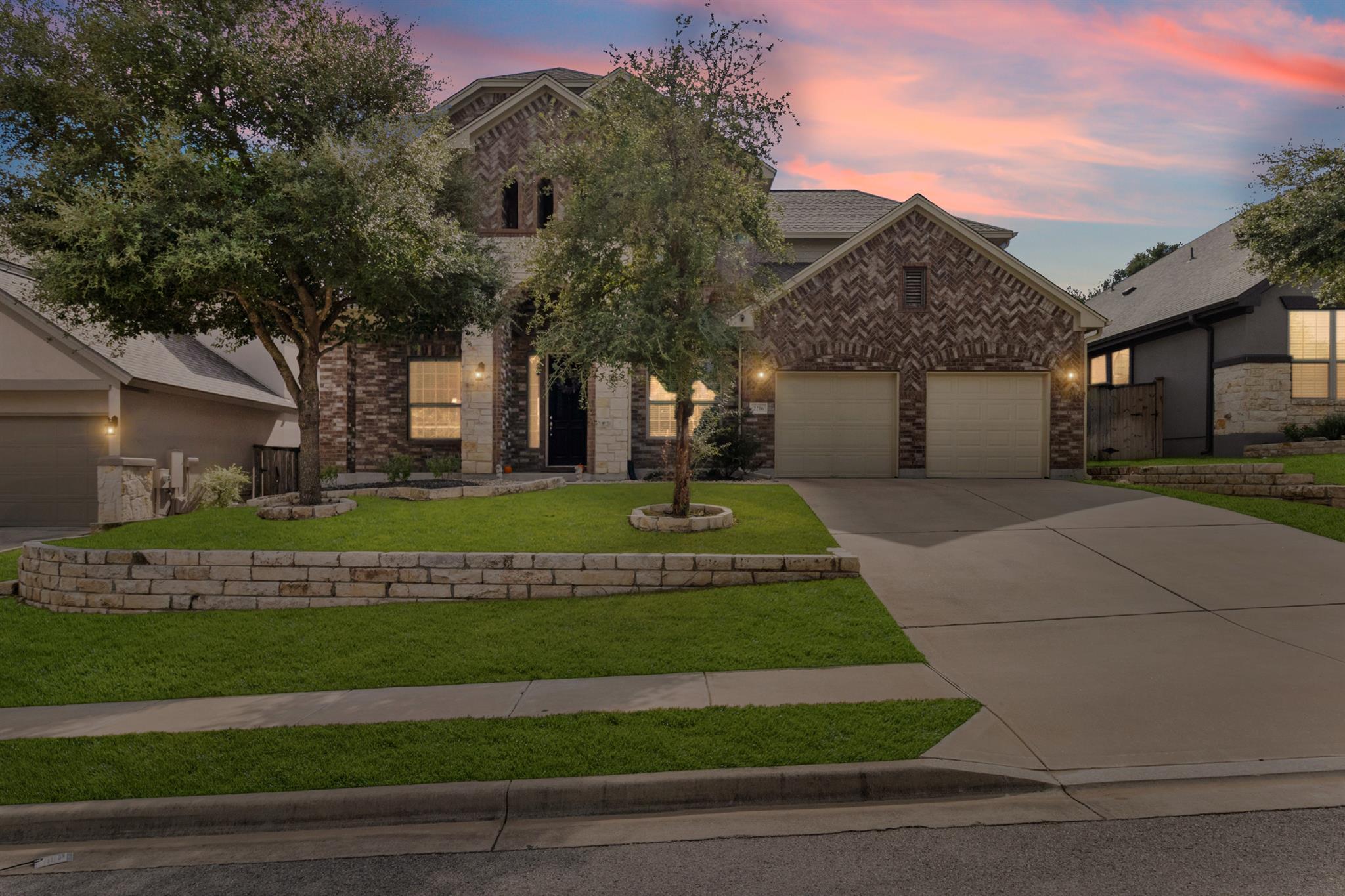 2216 Lookout Knoll Dr, Leander, TX 78641