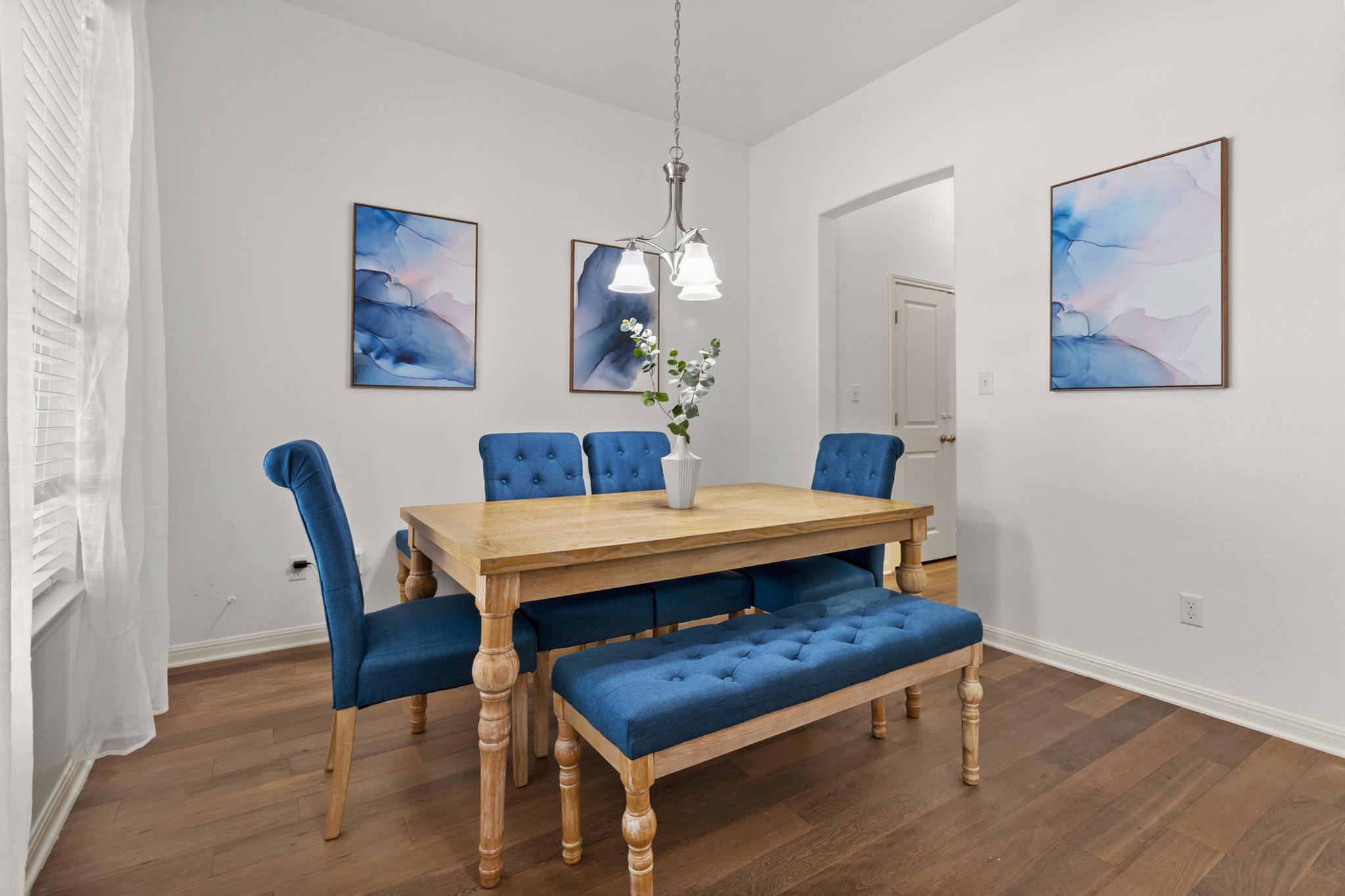 2216 Lookout Knoll Dr, Leander, TX 78641