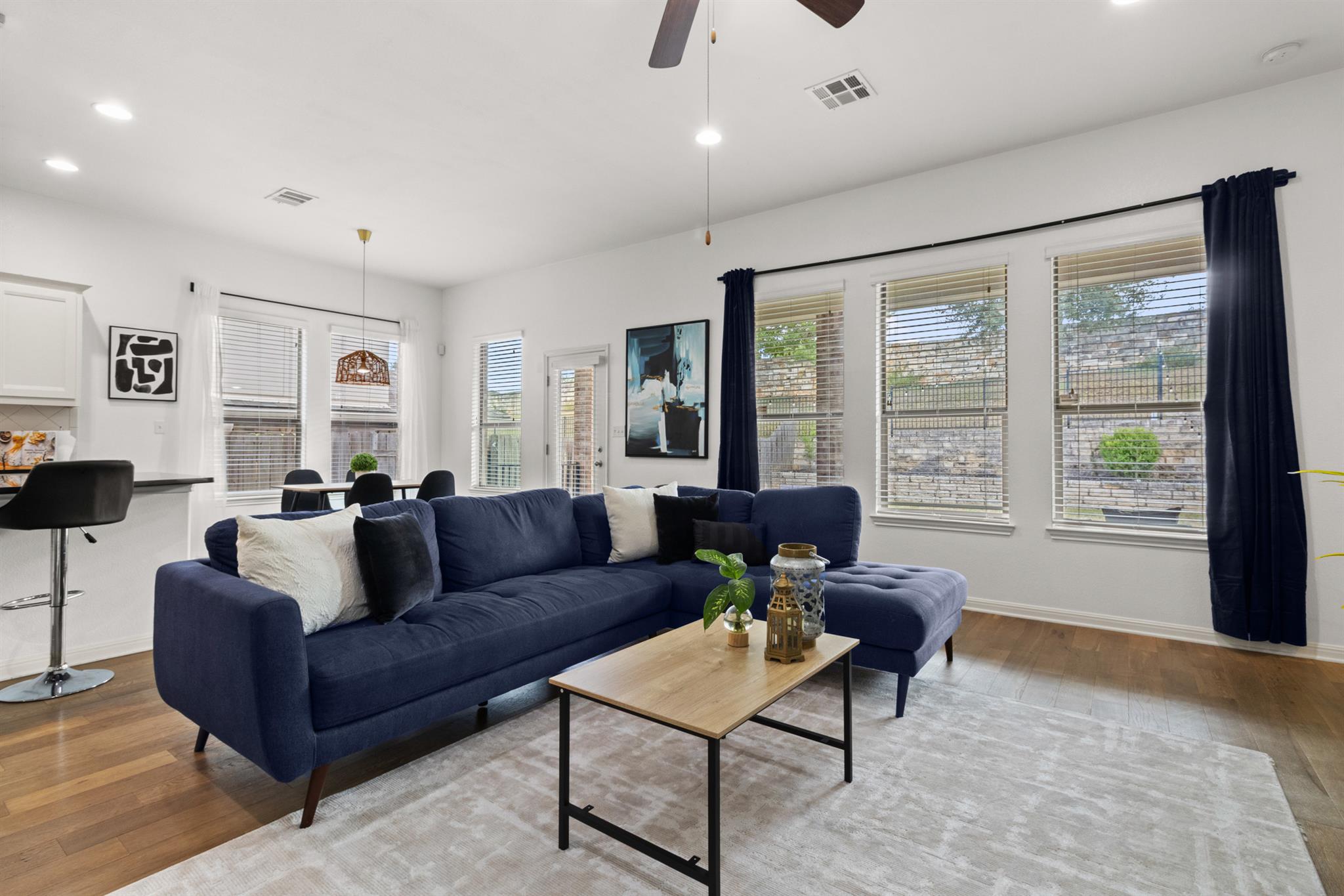 2216 Lookout Knoll Dr, Leander, TX 78641