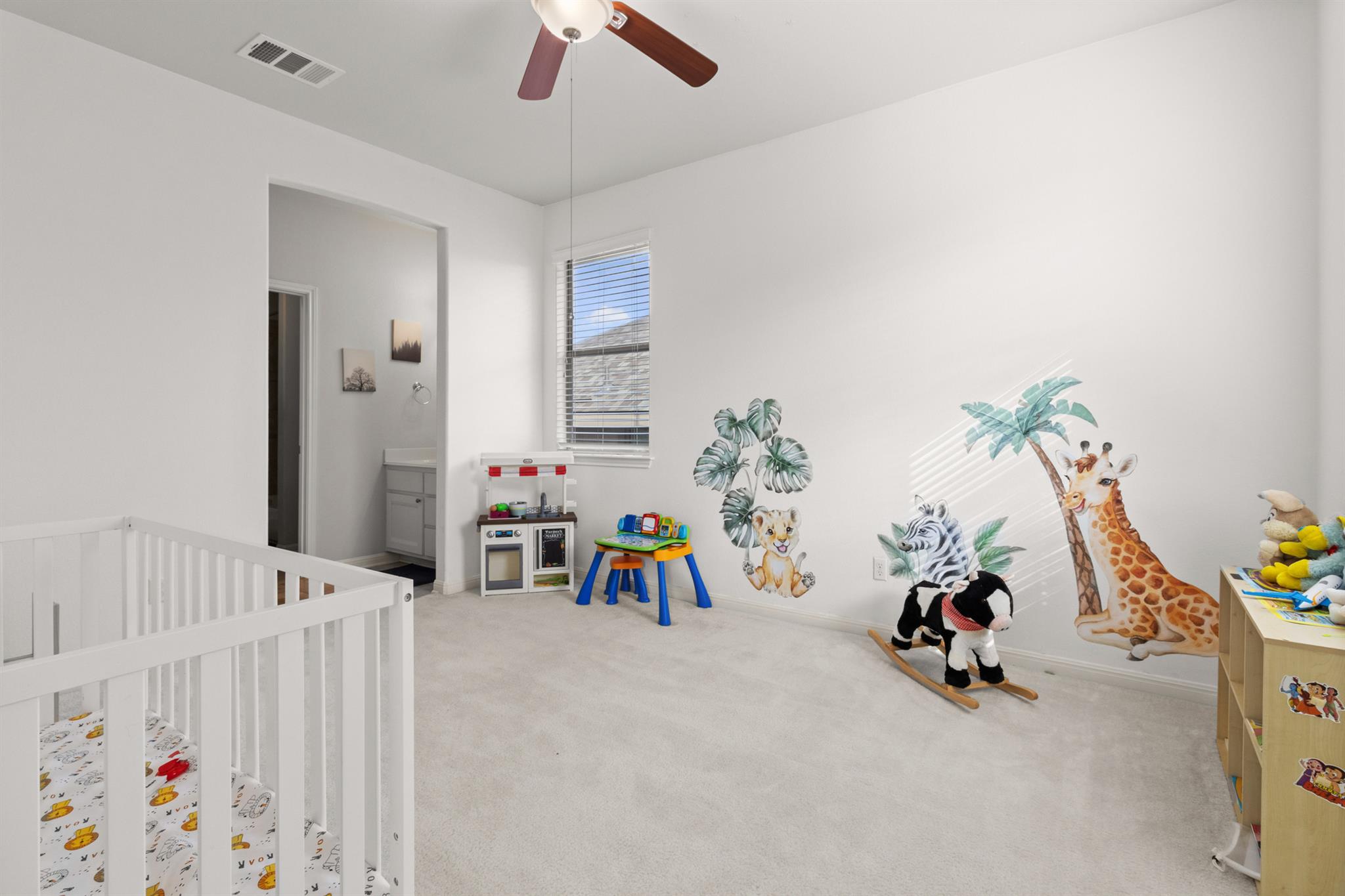 2216 Lookout Knoll Dr, Leander, TX 78641