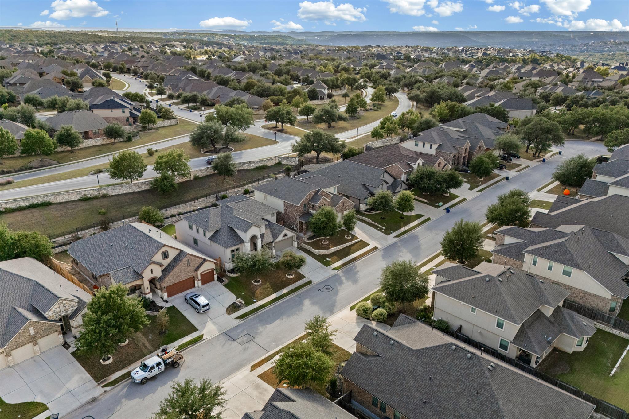 2216 Lookout Knoll Dr, Leander, TX 78641