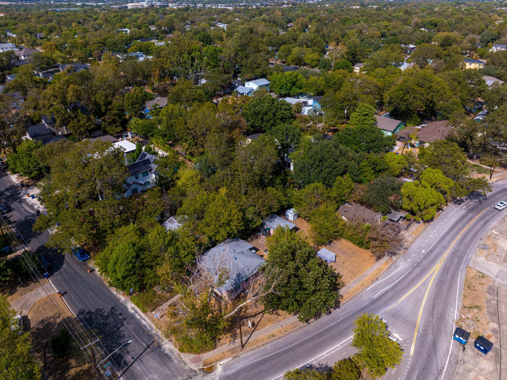 1500 W Saint Johns Ave, Austin, TX 78757