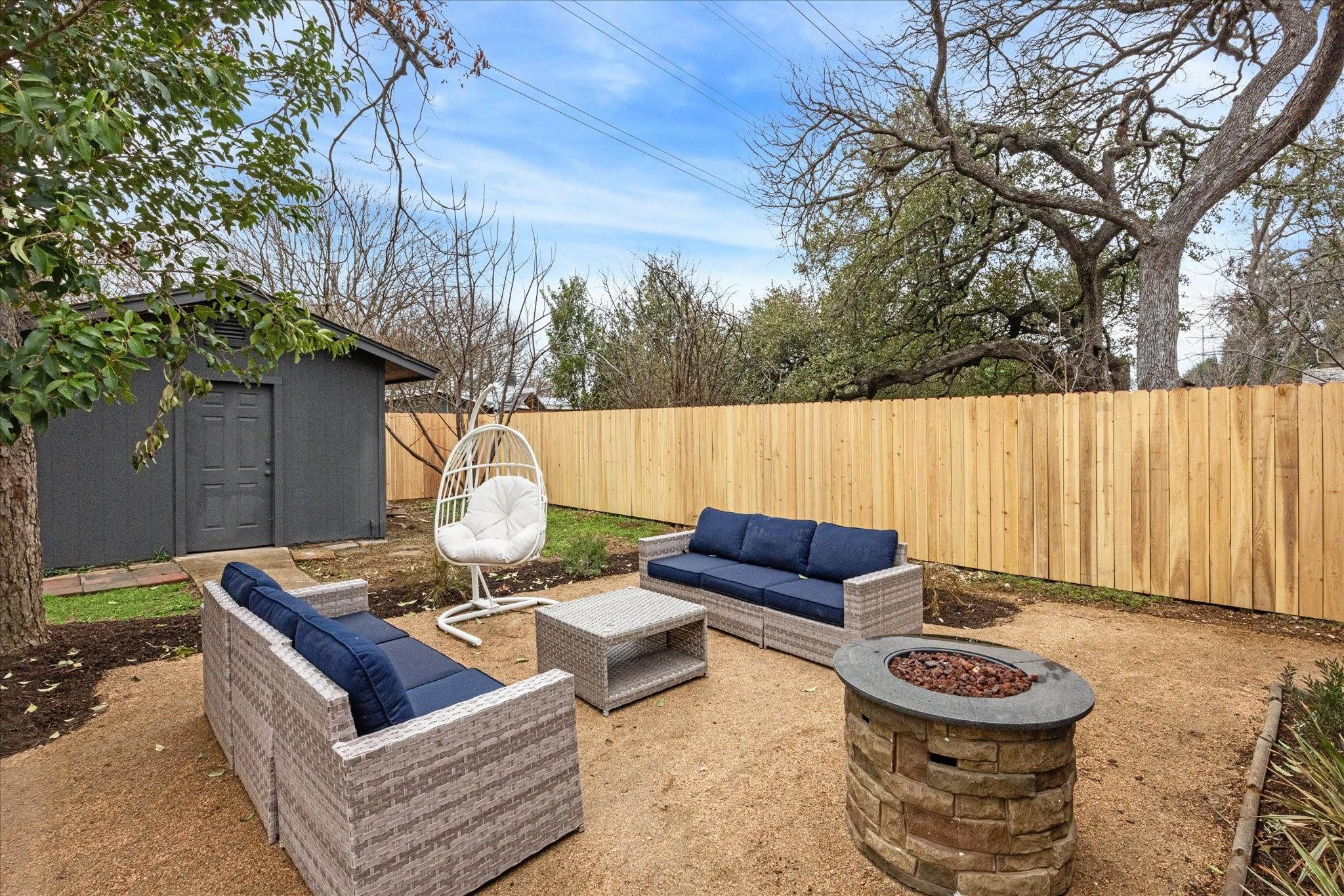 4608 Frontier Trl, Austin, TX 78745