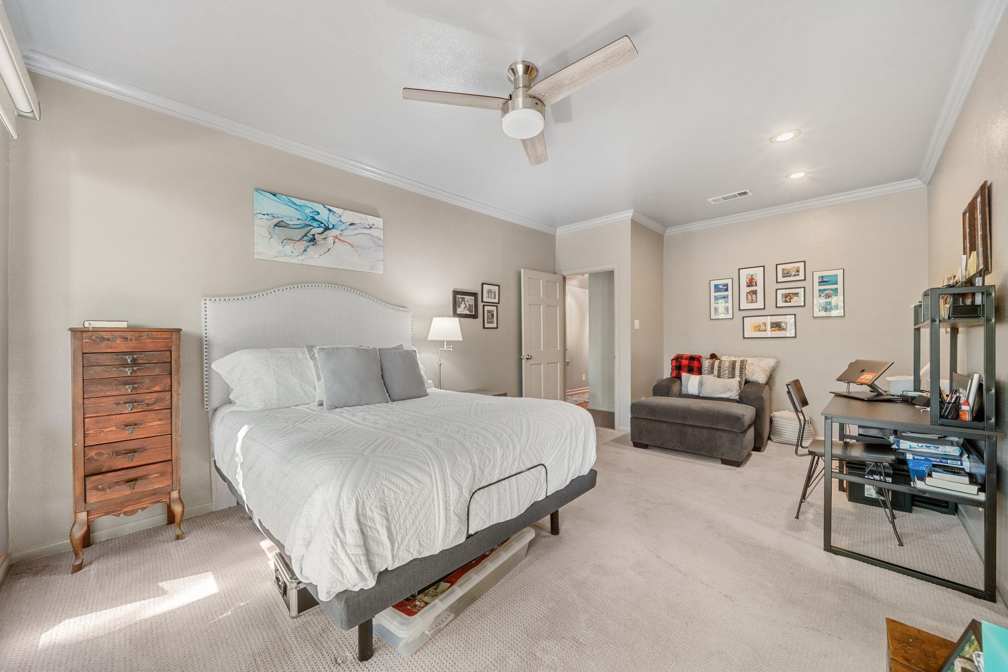 1707 Spyglass Dr # 110, Austin, TX 78746