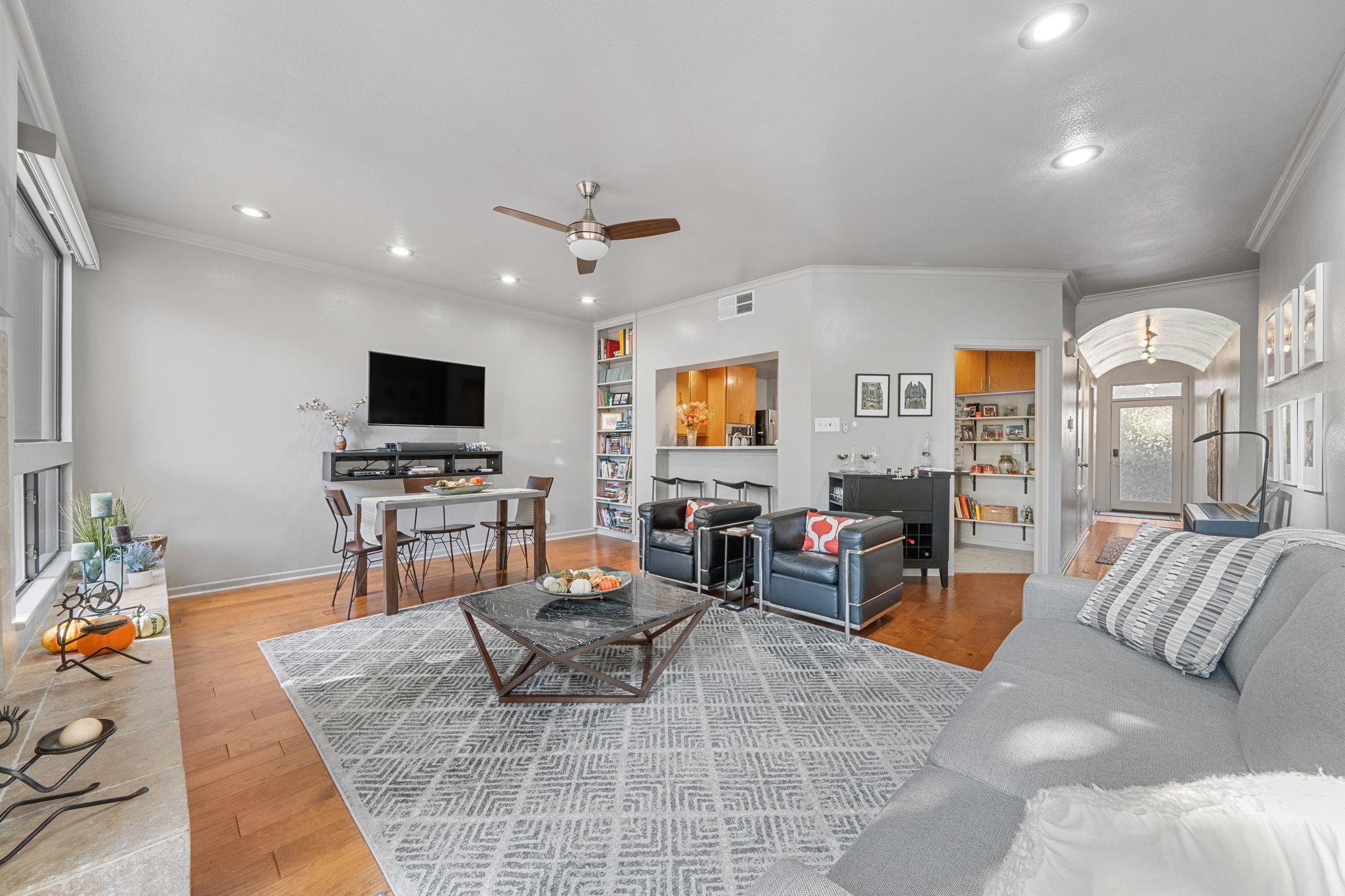 1707 Spyglass Dr # 110, Austin, TX 78746