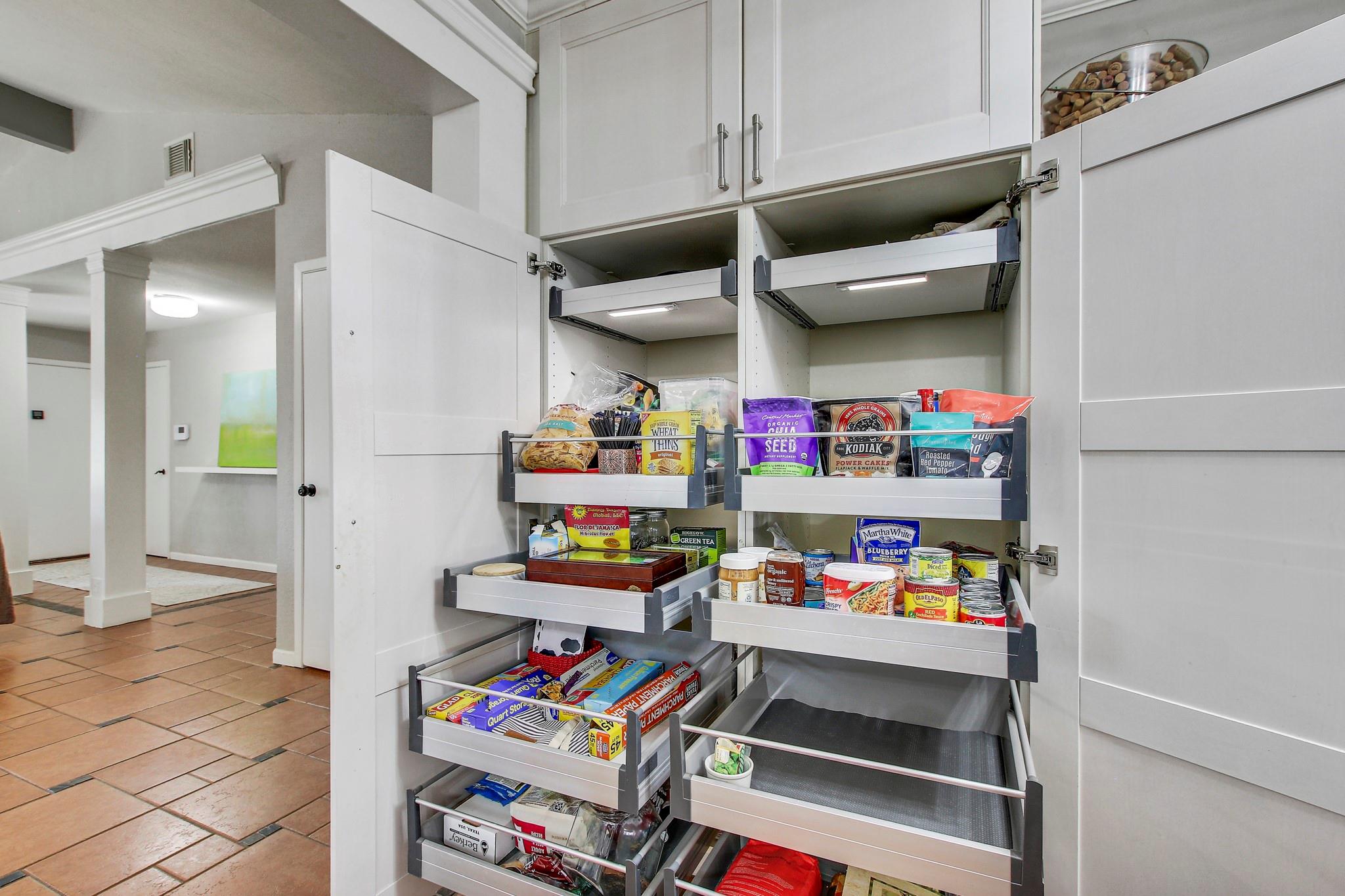 7741 Manassas Dr, Austin, TX 78745