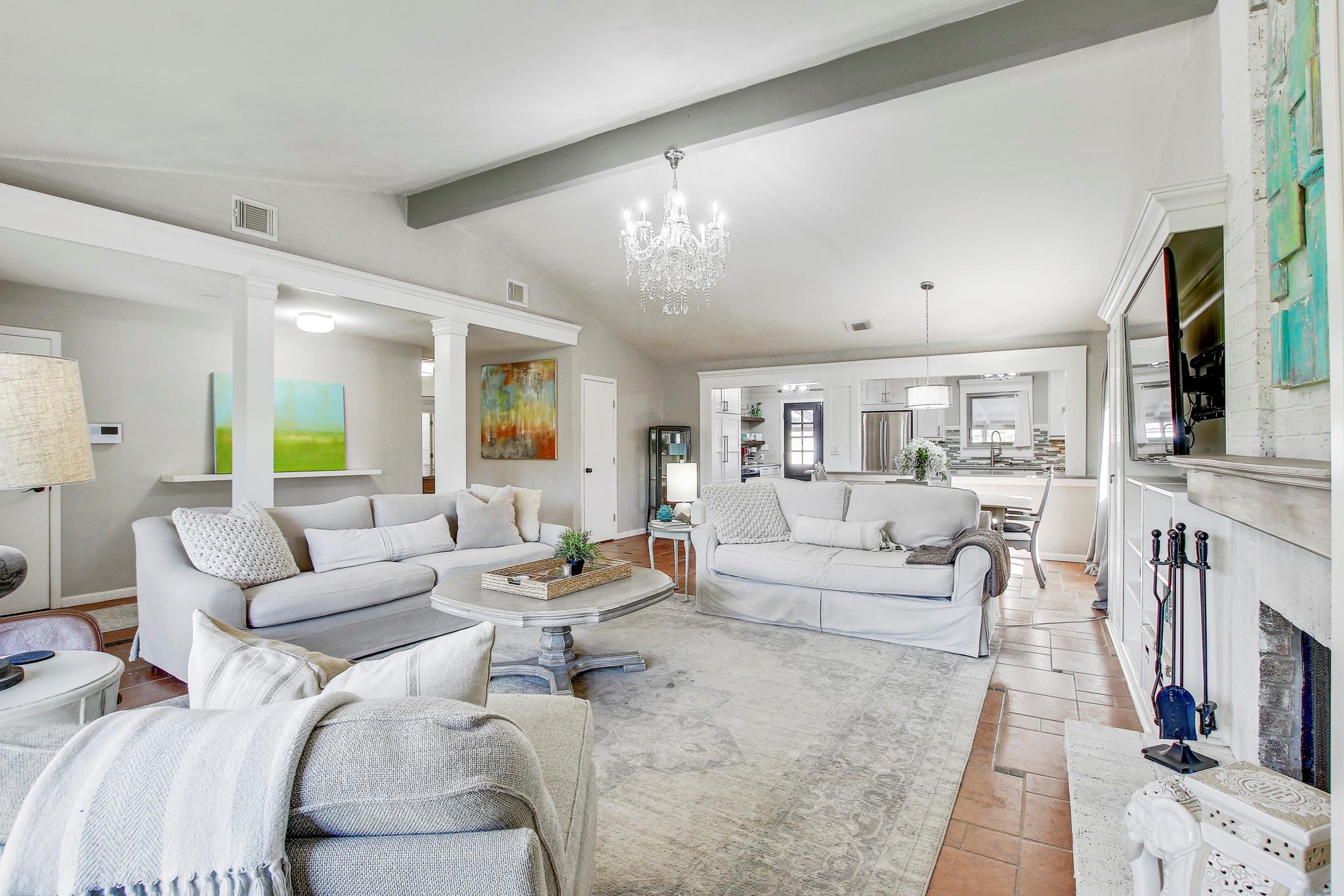 7741 Manassas Dr, Austin, TX 78745